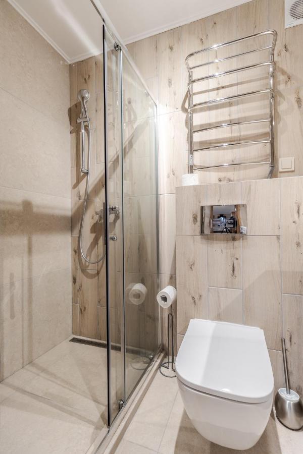 Staroevreyska Timber Apartment Lviv Buitenkant foto