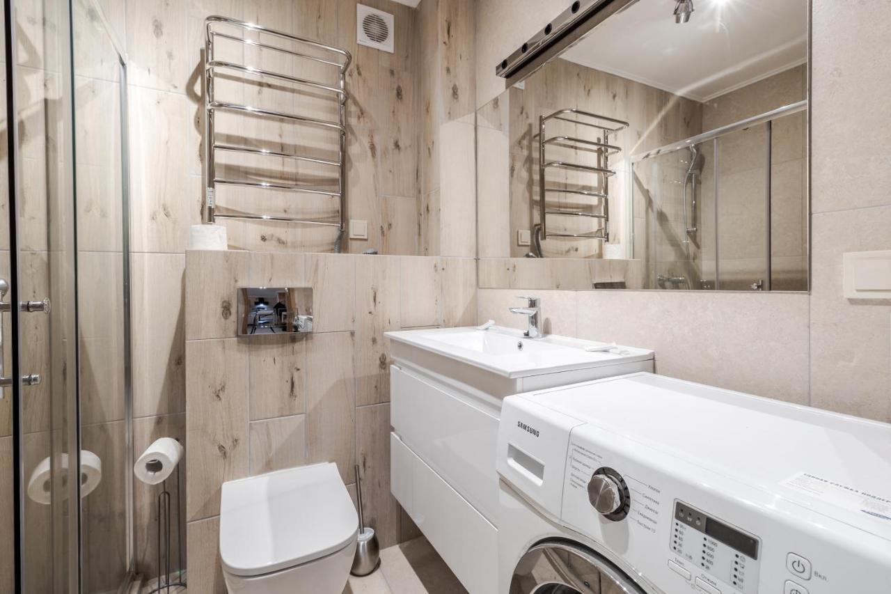 Staroevreyska Timber Apartment Lviv Buitenkant foto