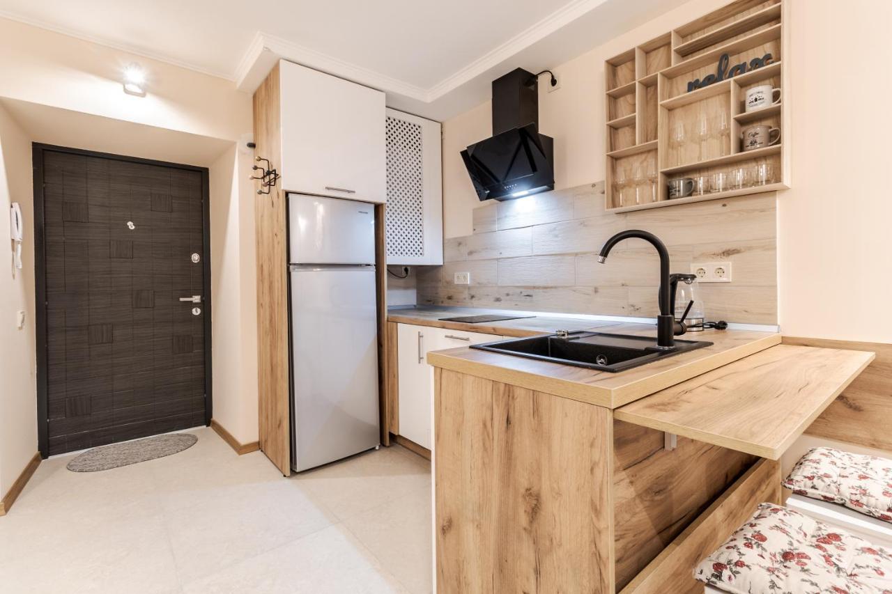 Staroevreyska Timber Apartment Lviv Buitenkant foto